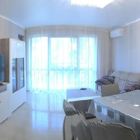 Vigo Luxe *